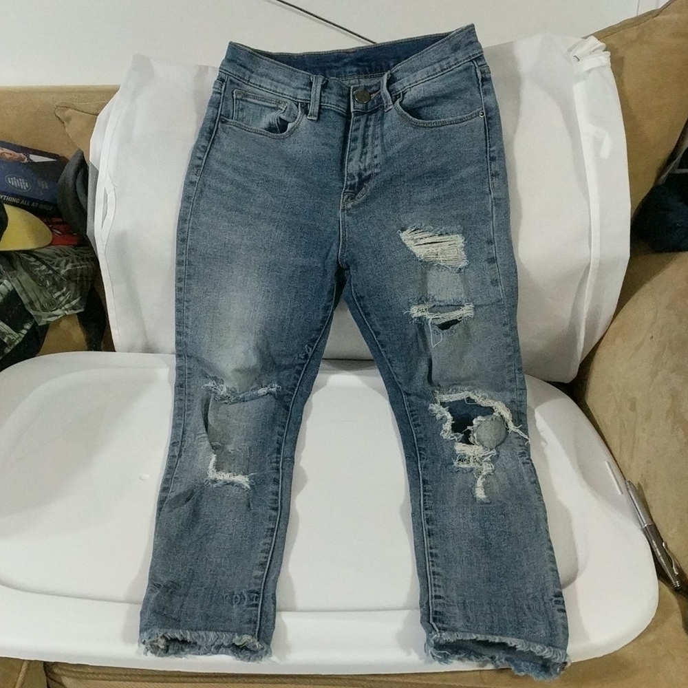 BDG High Rise Distressed Skinny Raw Hem Medium Wash - size 24